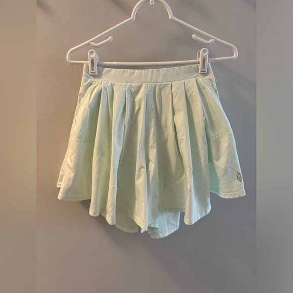 NWOT Free People Movement Women's Fall Center Court Short - Picture 6 of 9